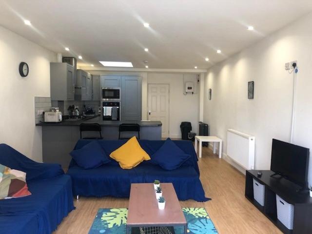 Apartament Short Term Lets From £15 Per Person Per Night Bristol Zewnętrze zdjęcie