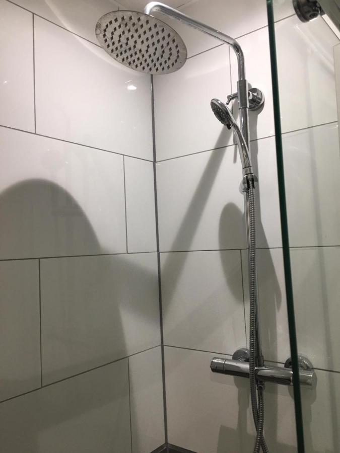 Apartament Short Term Lets From £15 Per Person Per Night Bristol Zewnętrze zdjęcie
